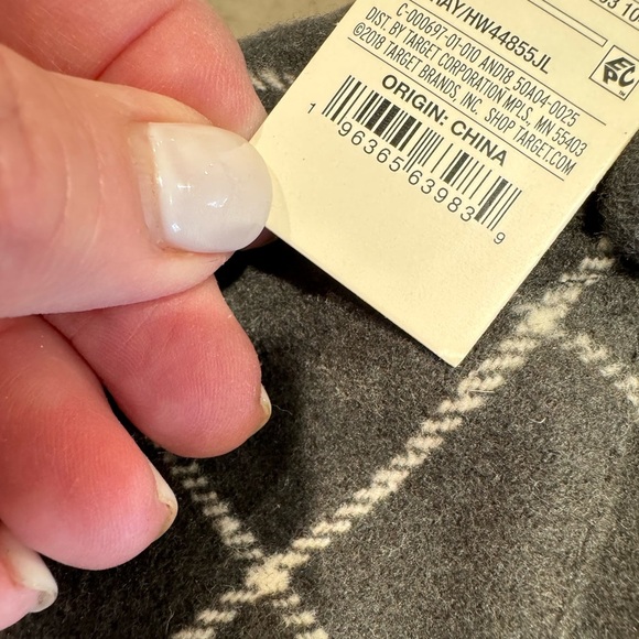 CUTE brand new adjustable cap! Grey w/ white grid pattern.See pic4 more details - Picture 5 of 10